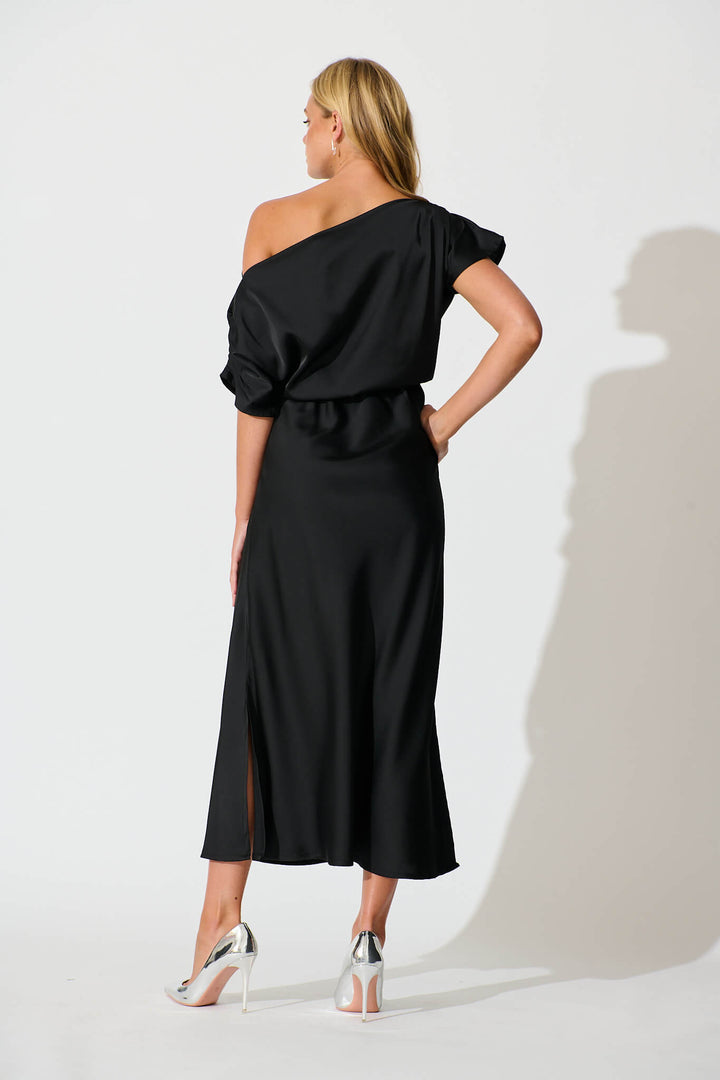 Naomi™ Satin Dress