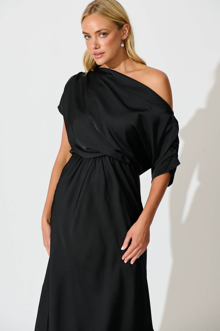 Naomi™ Satin Dress
