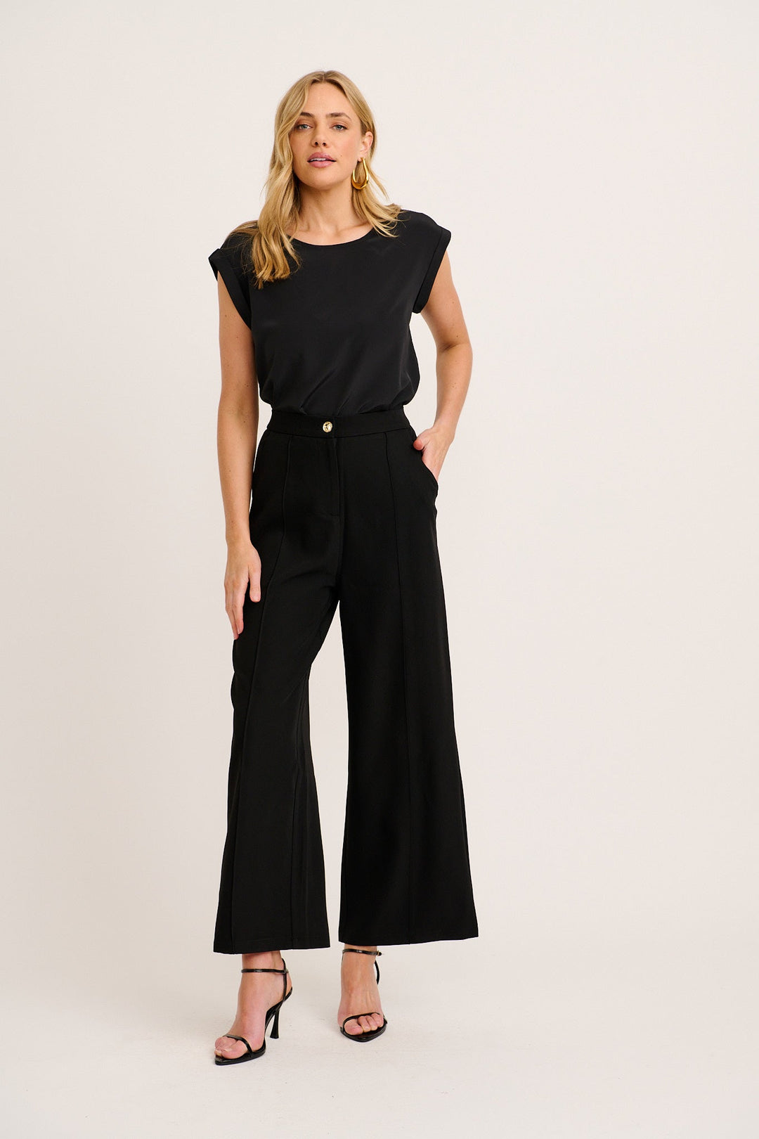 Isla™ Essential Top